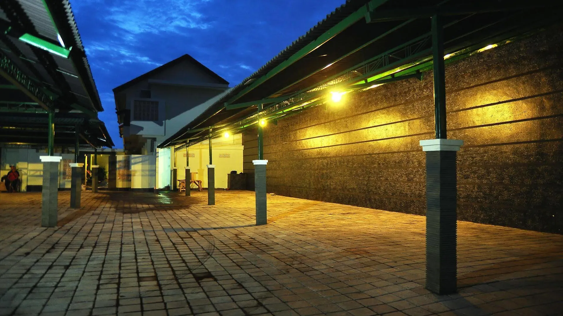 Hotel The Ayudya